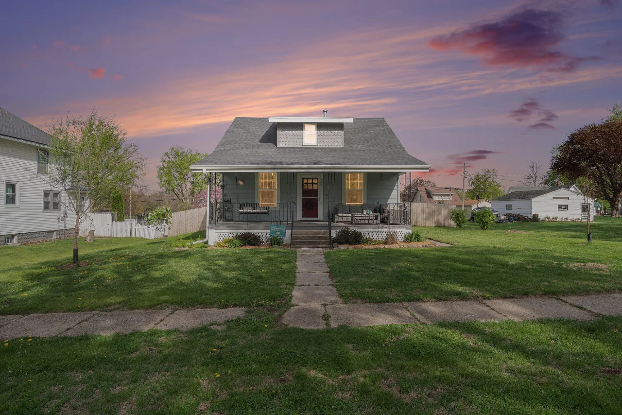 505 DES MOINES Street