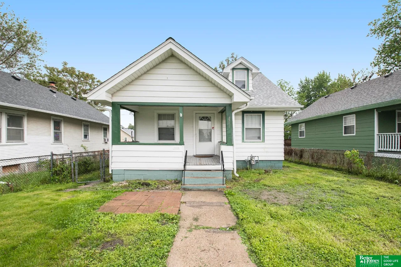 2911 Fort Street, Omaha, NE 68111