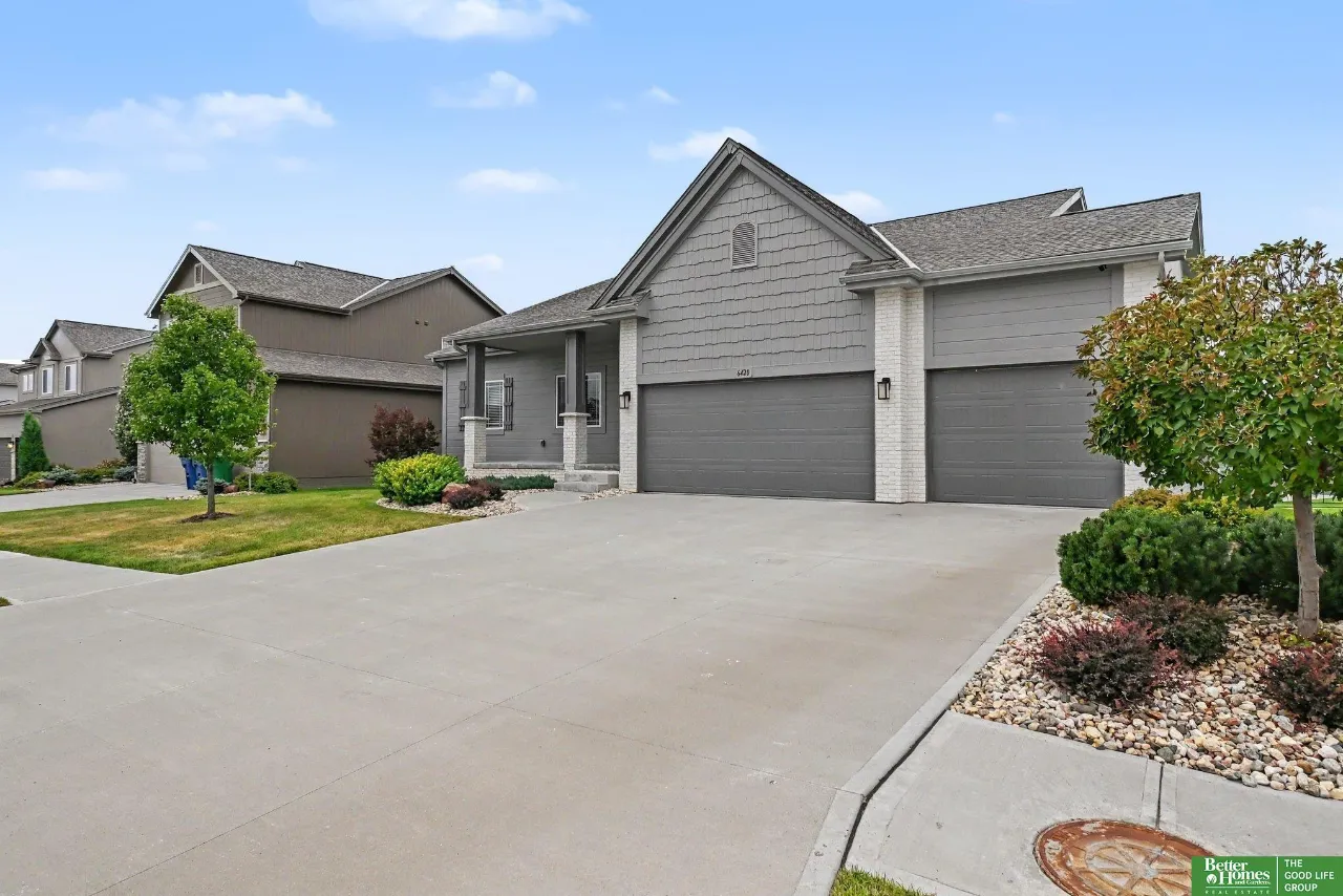 6420 N 168th Avenue