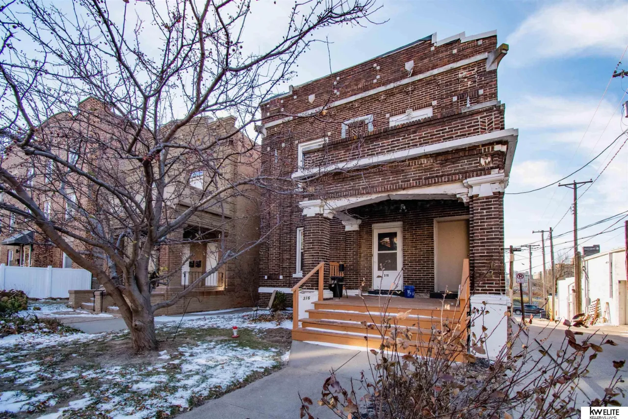 314 S 27th Avenue, Omaha, NE 68131