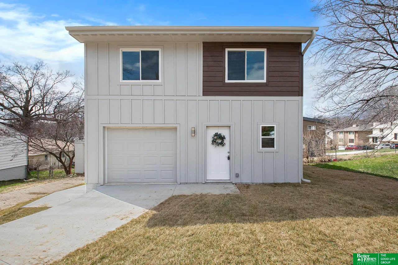 1718 N 56th Street, Omaha, NE 68104