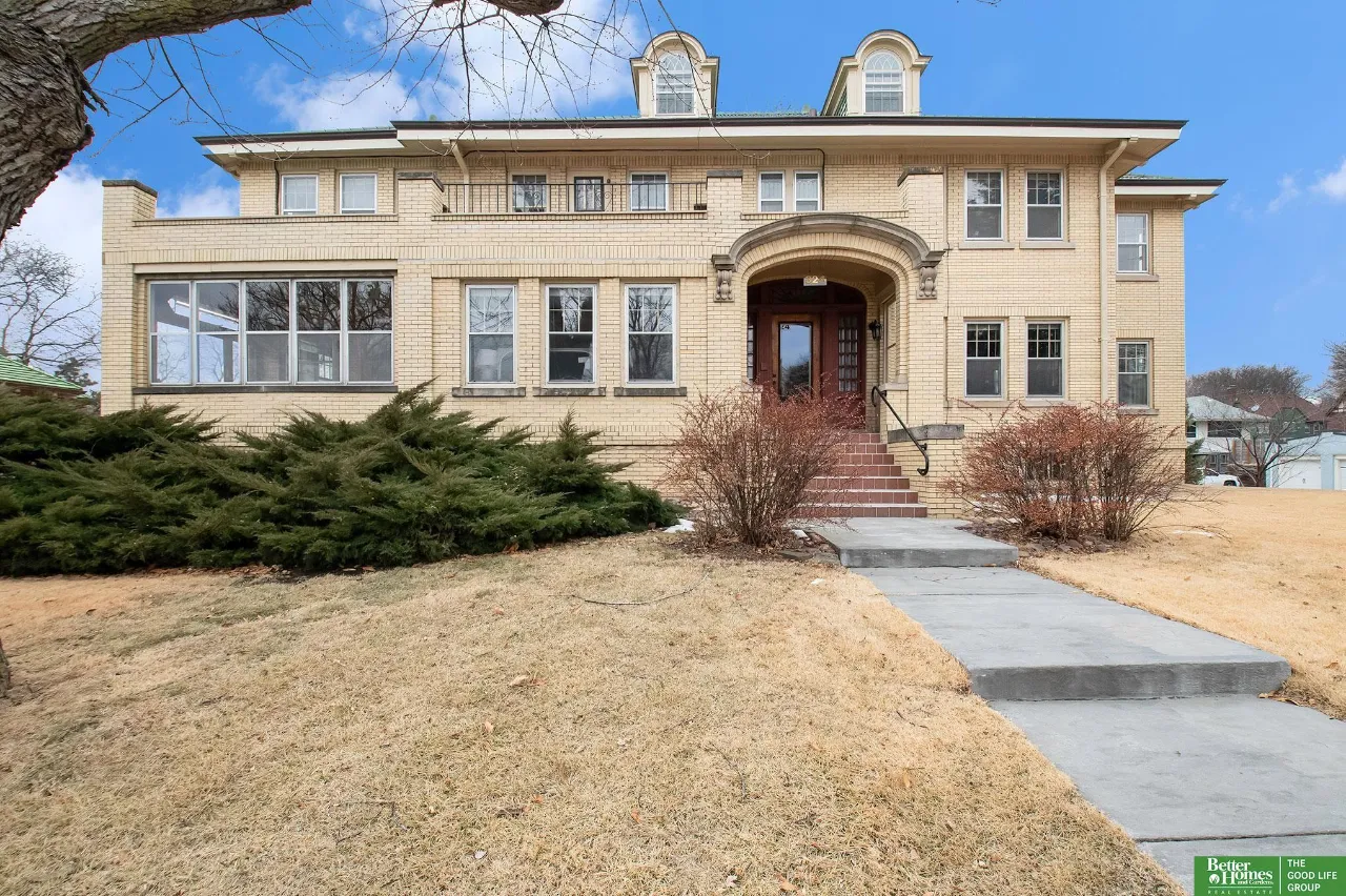 324 N 38th Street