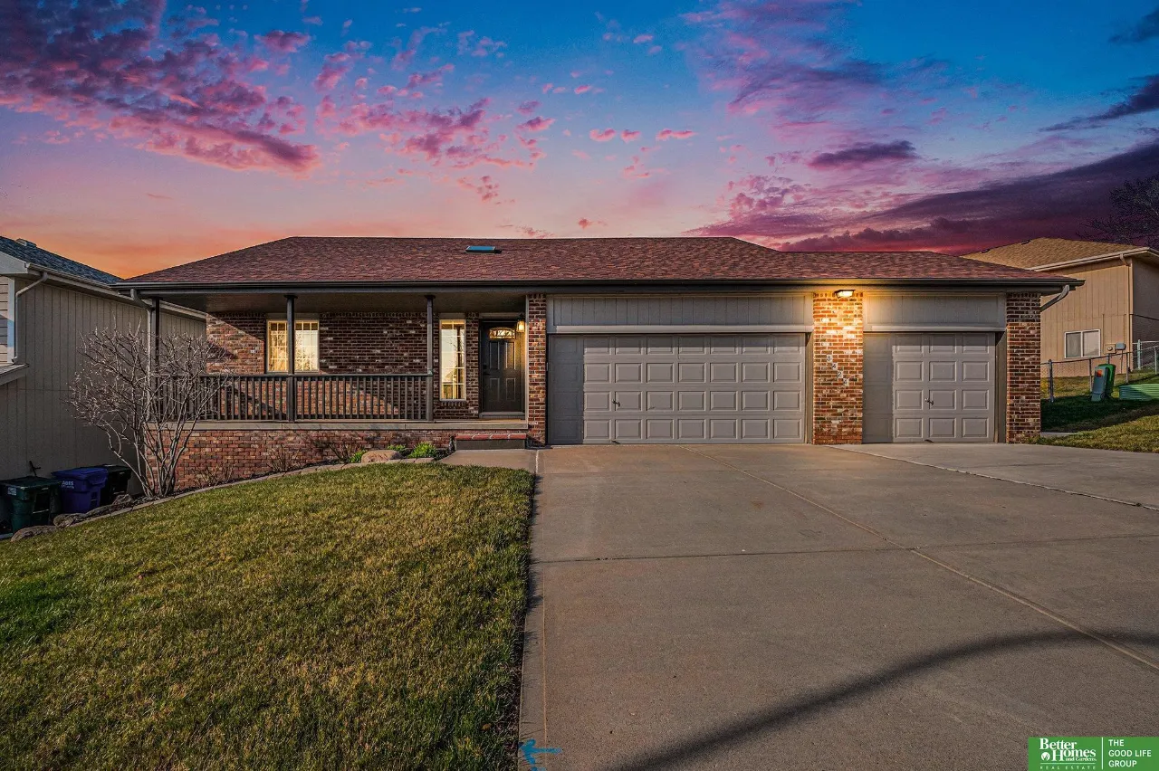 8424 Craig Avenue, Omaha, NE 68122